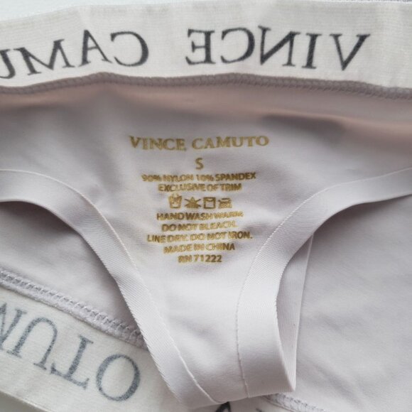 BNWT Vince Camuto thong SMALL - Picture 3 of 3